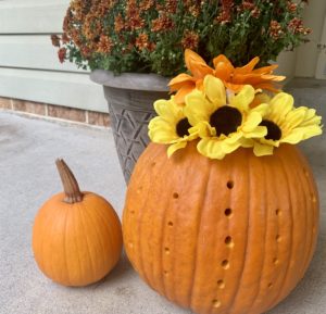 Pumpkin Carving/Decorating Tips & Tricks! - Mom the Magnificent