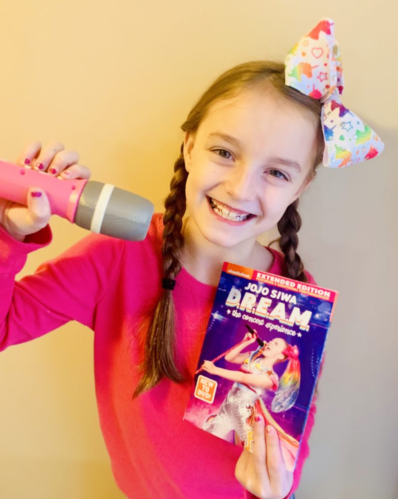 JOJO SIWA D.R.E.A.M. The Concert Experience - Mom the Magnificent